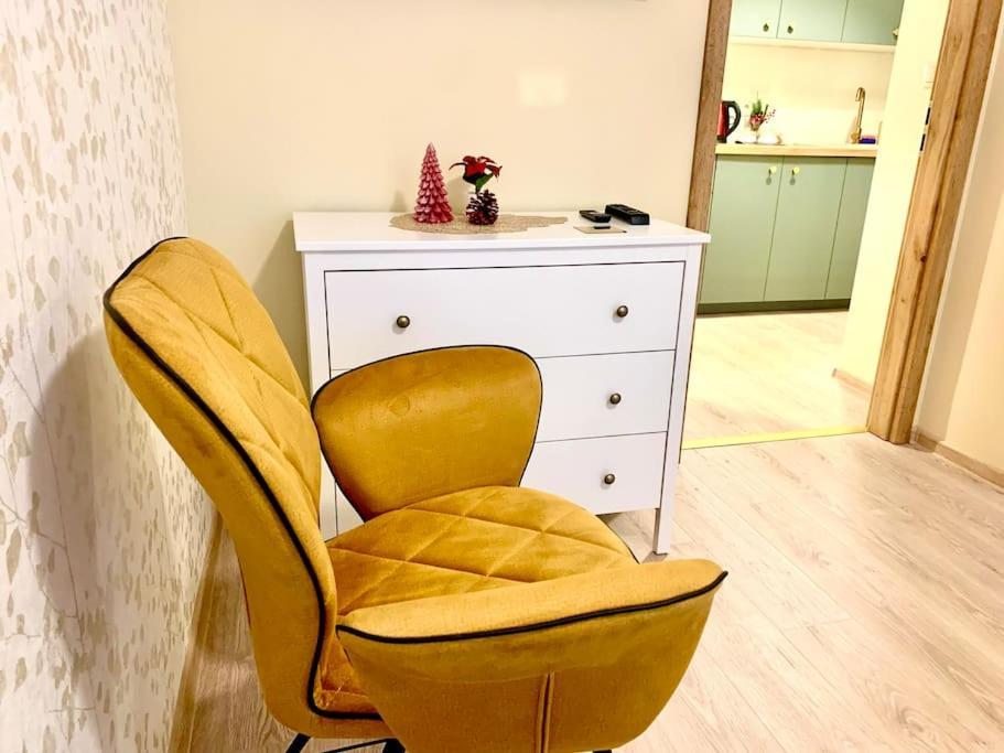 ברטיסלאבה Brand New, Design Apartment Jojo, Oldtown, Balcony מראה חיצוני תמונה