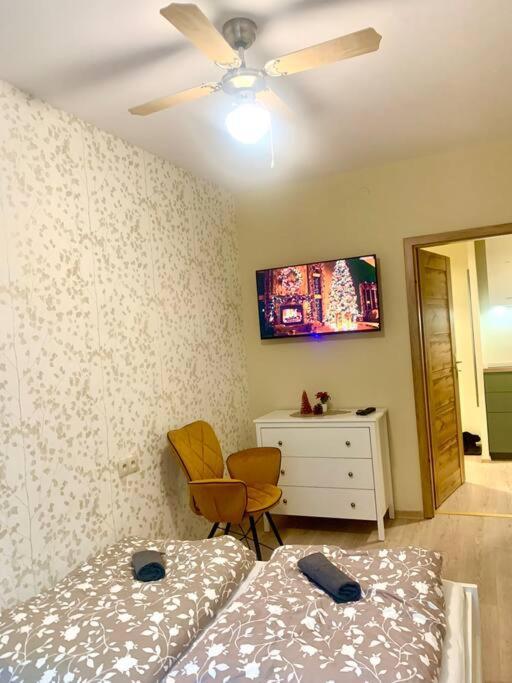 ברטיסלאבה Brand New, Design Apartment Jojo, Oldtown, Balcony מראה חיצוני תמונה
