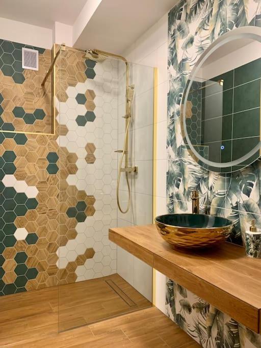 ברטיסלאבה Brand New, Design Apartment Jojo, Oldtown, Balcony מראה חיצוני תמונה